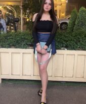 Avni Indian escort in Dubai